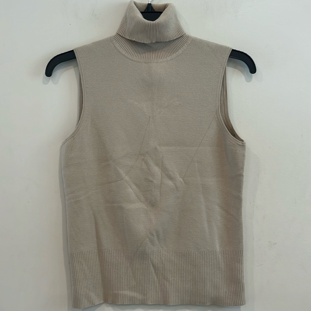 Anne Taylor Loft Sleeveless Beige Sweater Size M